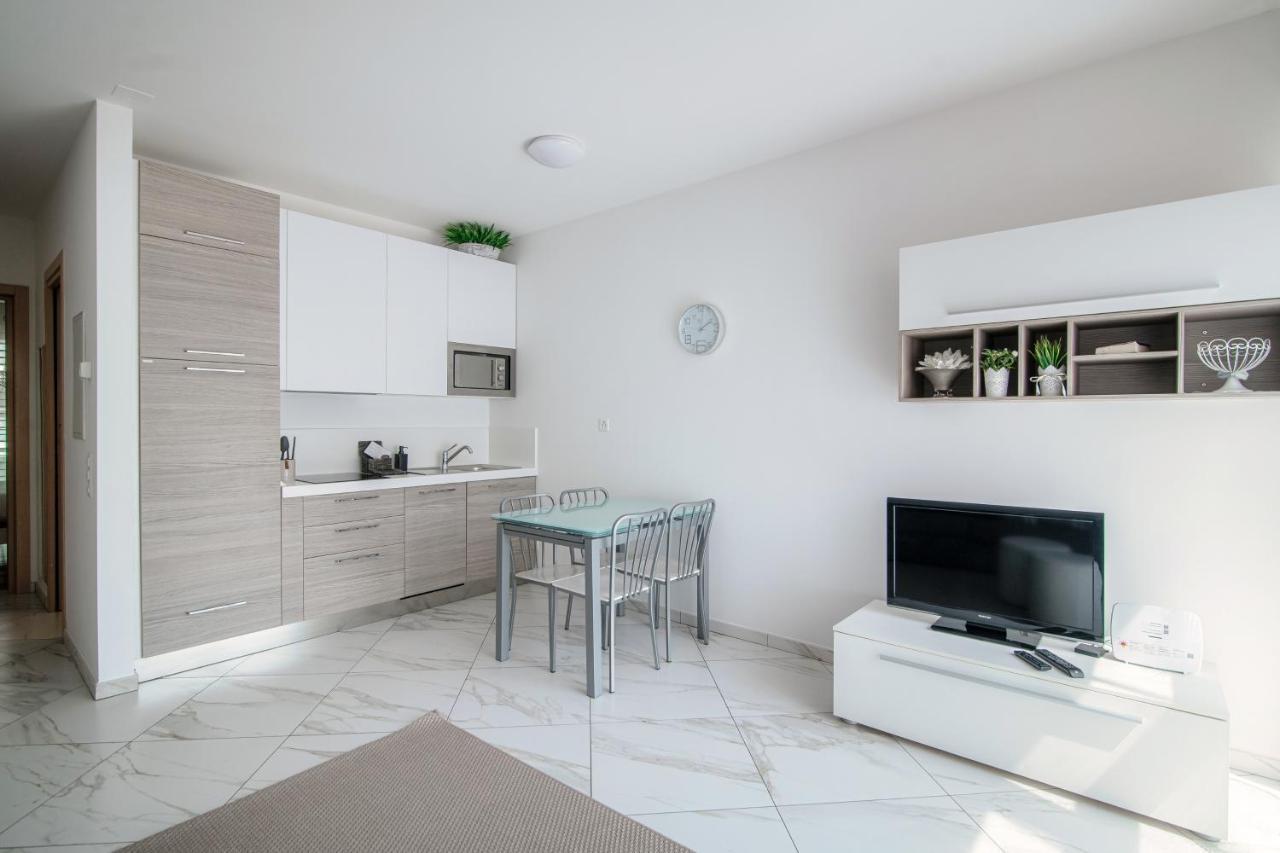 Il Parco 11 By Quokka 360 - In The Business Centre Of Lugano Apartment Exterior foto